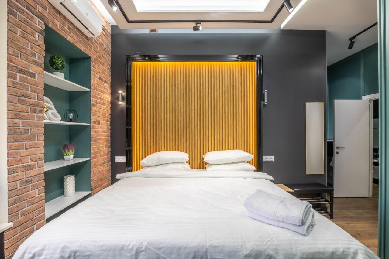 Luxury Urban Lofts Across Baseina 5А & Arena Daire Kiev Dış mekan fotoğraf